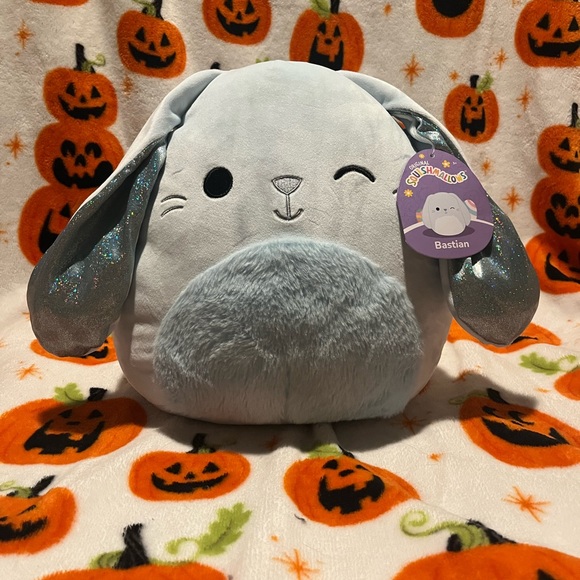 Shishmallow 12” Bastian blue bunny - Picture 15 of 16